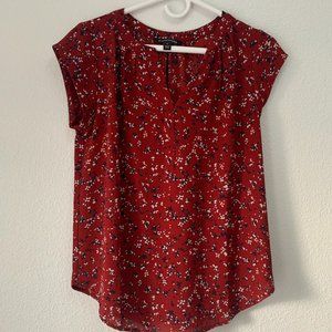 SOLD! 🌟 Red Printed Blouse